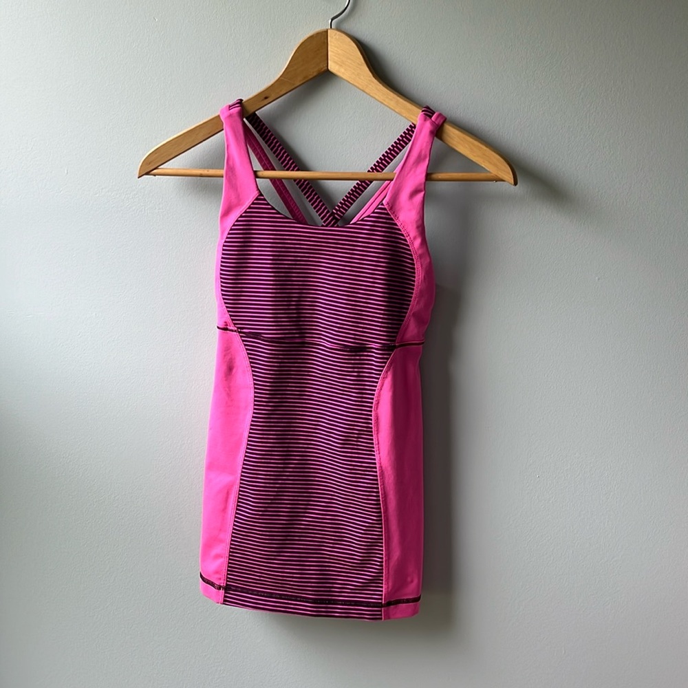 Lululemon pink striped tank size 4